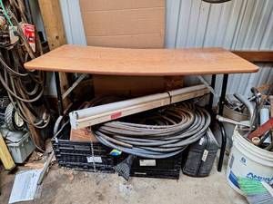 lot 1747 image: 4ft Folding Table