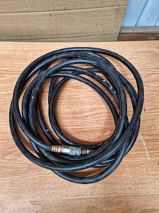 lot 1748 image: Air Compresor Hose