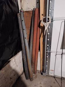 lot 1797 image: 2 Sets of House Jacks