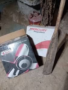 lot 1801 image: (2) Propellers and Wooden Boat Oar
