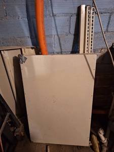 lot 7163 image: Wall Mounted Metal Display Shelf