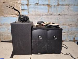 lot 7170 image: (2) Energy Speaker Set and Samsung Sub Woofer with Transparenr Wave Connectors