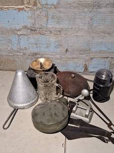 lot 7176 image: Lot of Kitchen  Camping Gear
