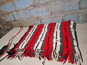 lot 7181 image: Red and Black Afgan Blanket