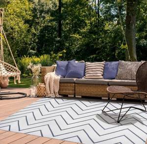 lot 53830 image: SUPERIOR Large Indoor Outdoor Area Rug, Zig-Zag Pattern Home Decor for Patio, Front Porch, Entryway, Foyer, Camping, Kitchen, Reversible Floor Throw, Rafiki Collection, 6 X 9, Ivory