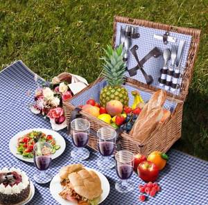 lot 53850 image: Flexzion Picnic Basket for 4 Person, Rectangular Wicker Picnic Basket Set, Insulated Picnic Case with Waterproof Lining and Blanket, Napkins, Cutlery Set, Wine Glasses, Bottle Opener and Plates
