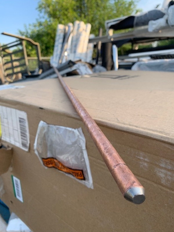 lot 112 image: 10ft Piece of Metal Grounding Rod