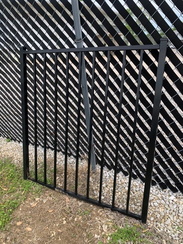 lot 315 image: Aluminum Fence Gate 47x49.5