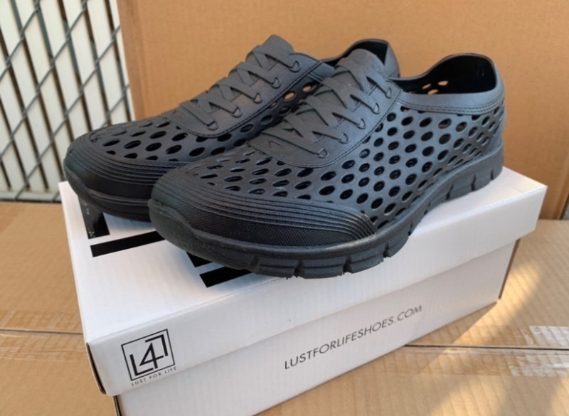 lot 388 image: New Pair of Lust For Life Rubber All Purpose Shoe 10M