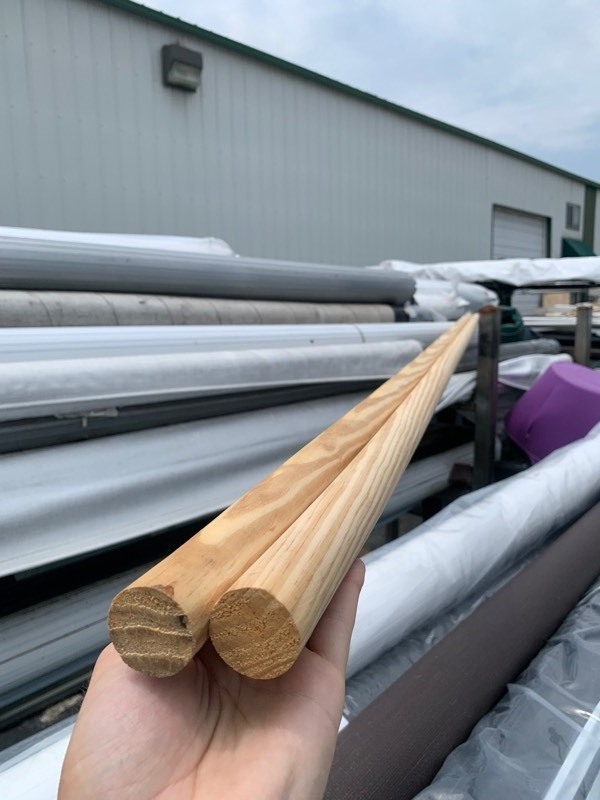 lot 142 image: 2 New - 8ftx1 516 Closet Rods