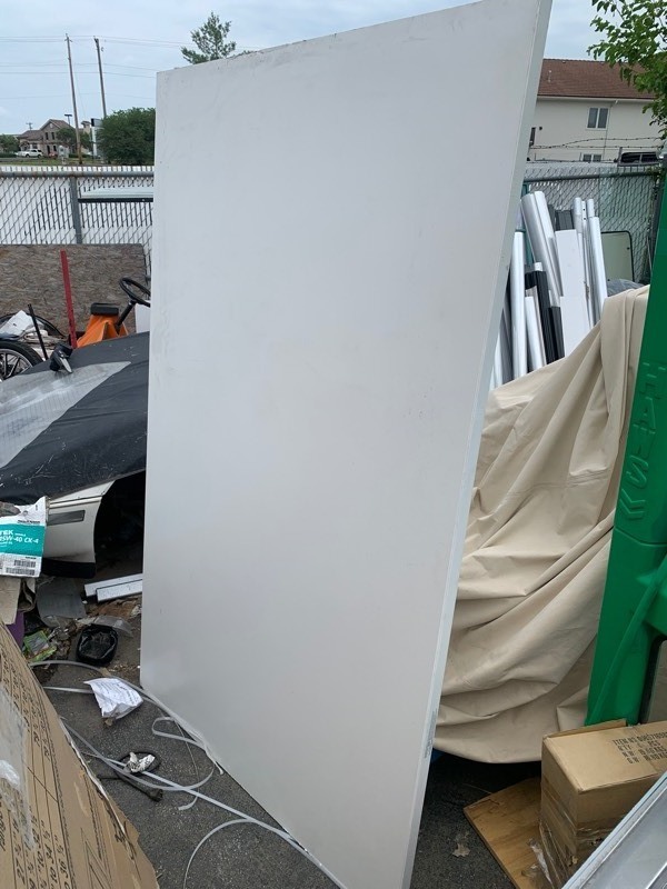 lot 75 image: Heavy Duty Distinction Doors 48x79x1.5 Door Panel, White