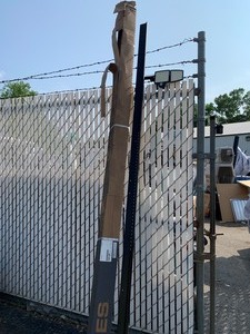 lot 117 image: 1 New High Dollar IVES 95 Door Hinge