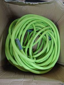 lot 23106 image: Lot of 2 Flexzilla Hoses, 58 150PSI   Estimated 100ft Per
