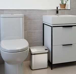 lot 23130 image: iTouchless 2.5 Gallon Sensor Garbage Can with Odor Filter and Fragrance, Touchless Automatic Trash Bin, Perfect for Bathroom and Office, 2 Gallon Stainless Steel