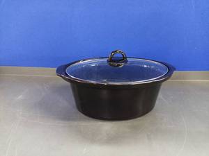 lot 34459 image: Replacement 16 Crockpot Bowl With Lid