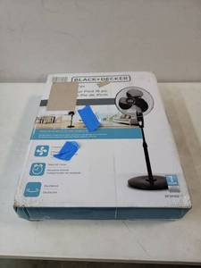 lot 61021 image: Black & Decker 16 Stand Fan with Remote