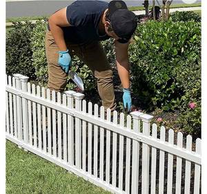 lot 61054 image: Zippity Outdoor Products ZP19056 No Dig Roger Rabbit Garden Fence Border, White Vinyl PVC, (24 W x 22 H) (3 Fence Panels)