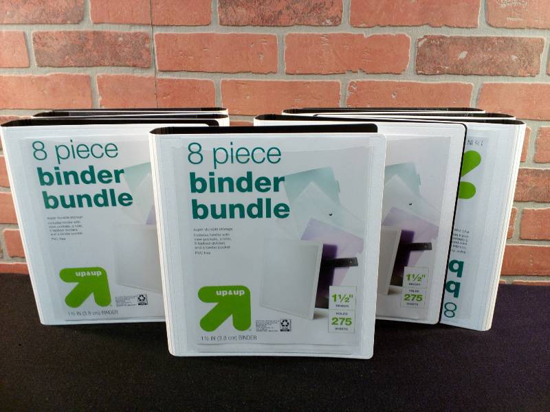 lot 19 image: Binders by Up & Up  1 12 PVC Free