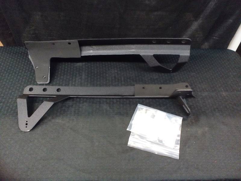 lot 89 image: 07-16 Jeep Wrangler JK 52 LED Light Bar Upper Mount Kit with Lever