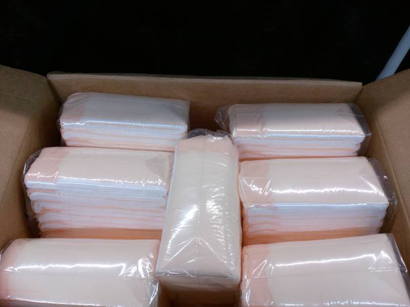 lot 90 image: Protective Bed Pads