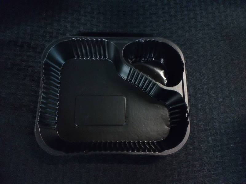 lot 123 image: 2 Cavity Nacho Cheese and Chips Tray