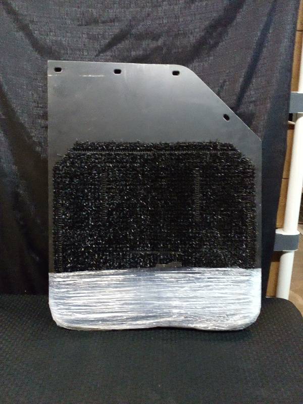 lot 146 image: Tractor Trailer Mud Flaps