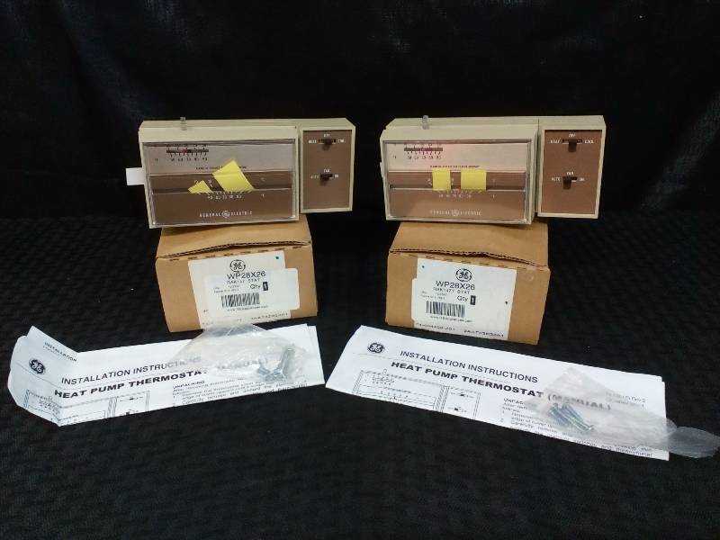 lot 160 image: GE Heat Pump Thermostats (Manual) WP28X26