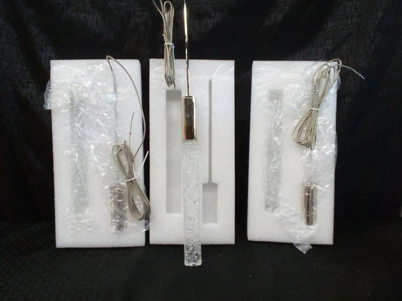 lot 195 image: Modern Forms LED 3 Light Multi Pendant Light Socket