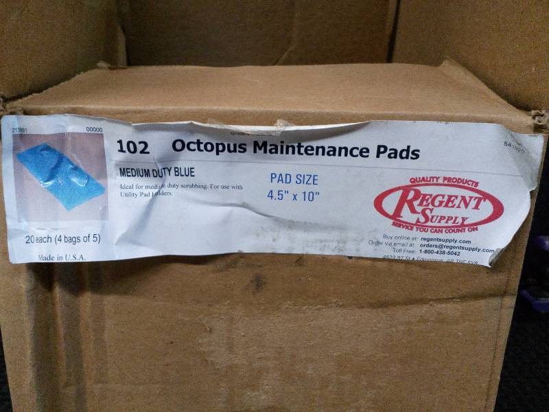 lot 215 image: Medium Duty Blue Octopus Pads