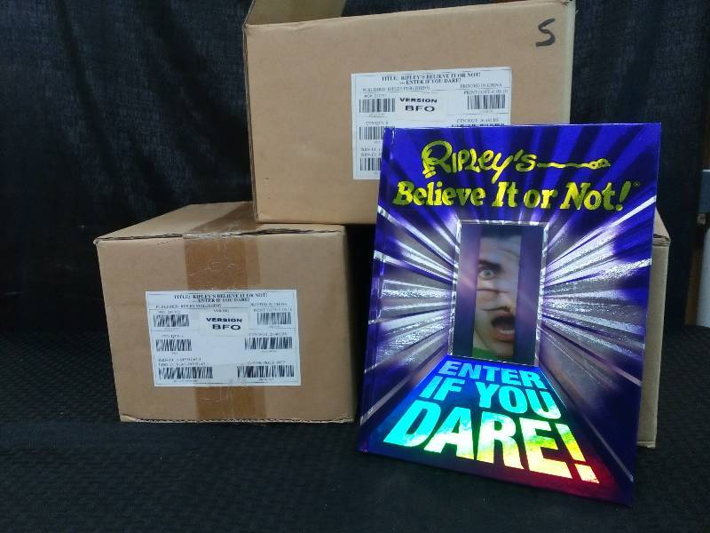 lot 250 image: Ripleys Believe It Or Not Enter If You Dare Book 2010 - Hardcover