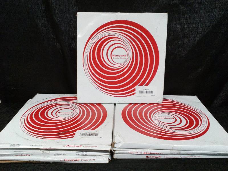 lot 254 image: Honeywell Circular 12 Charts
