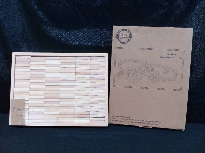 lot 300 image: iPlay iLearn  Wooden Domino Blocks Set