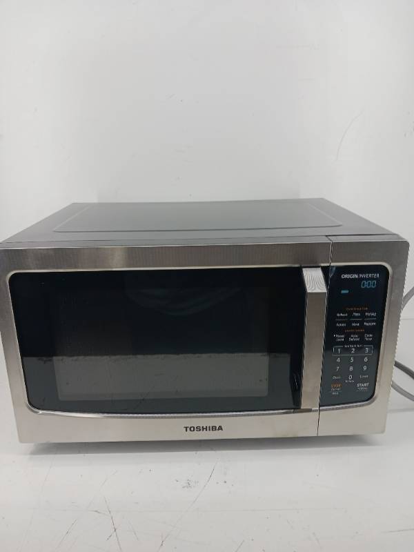 Toshiba ML-EM45PIT(SS) 1.6 cu.ft. Microwave Oven - Stainless Steel