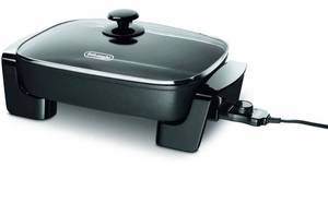 lot 17610 image: DeLonghi Electric Skillet with Tempered Glass Lid, 16 X 12, Black Retail $70