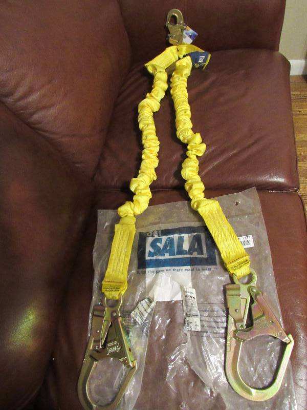 lot 7473 image: SALA - Shockwave safety cable with bungee - Unused with tags