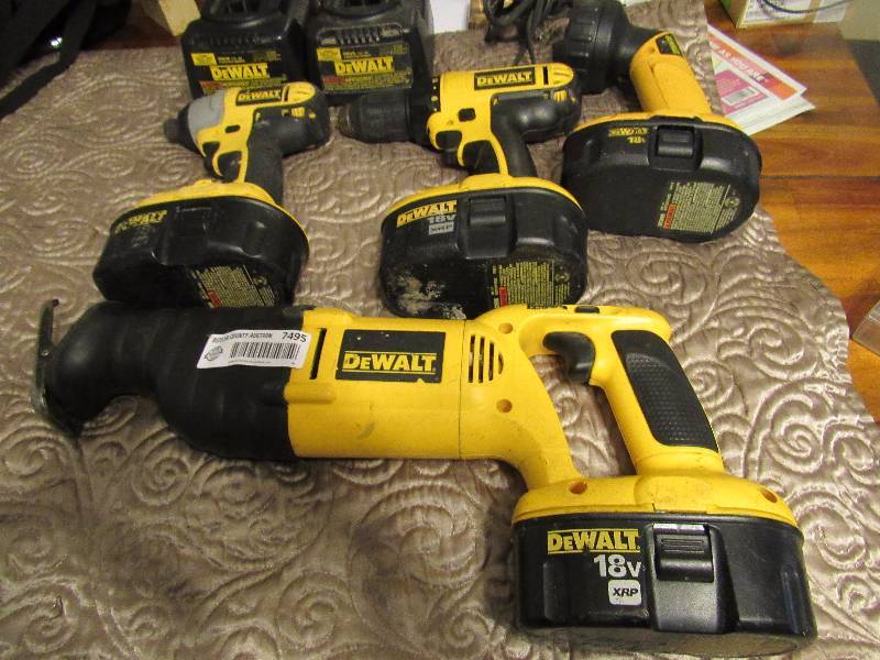 lot 7495 image: DeWalt 18volt Drill Set w Impact Drill, Drill, Flashlight, Sawz-ALL, 4 batteries and 2 chargers WORKS GREAT