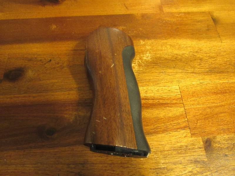 lot 7521 image: Gun Handle - Thompson Contender in Good Condition