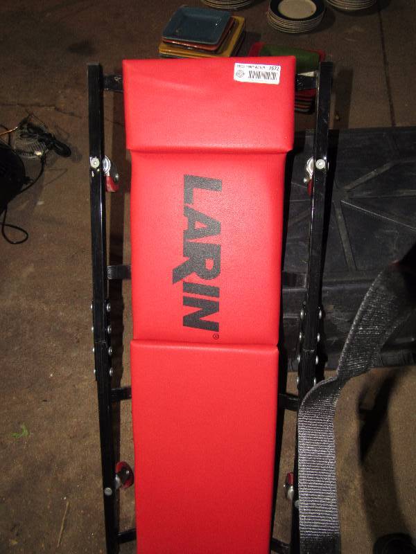 lot 7672 image: LARIN - Rolling Creeper - GREAT SHAPE Must see photos - Automotive  Garage Equipment