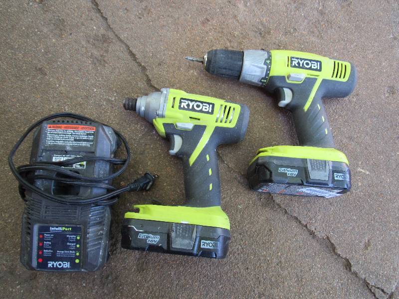 lot 7712 image: Ryobi 18v Lithium Impact Drill & Drill w 2 batteries & charger - WORKS GREAT & In GREAT CONDITION