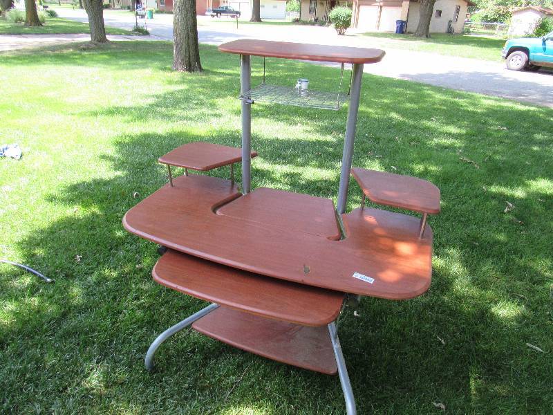 lot 7780 image: Computer Desk - Cherry Top - see description