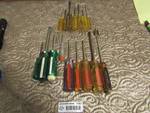 Lot of 16 screwdrivers, various types and sizes - Good Shape!
