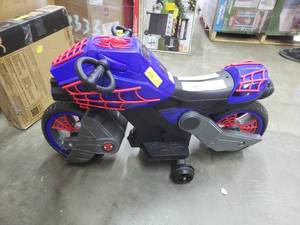 lot 2555 image: 40 Inch Battery Powered Spiderman Bike