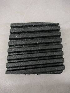 lot 1642 image: Technoflex Rubber Anti Vibration Pads 16pk 3.75x3.75