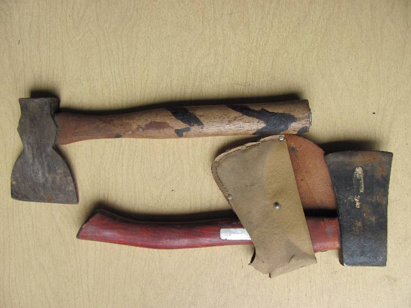 lot 8011 image: Lot of two hatchets - wooden handles