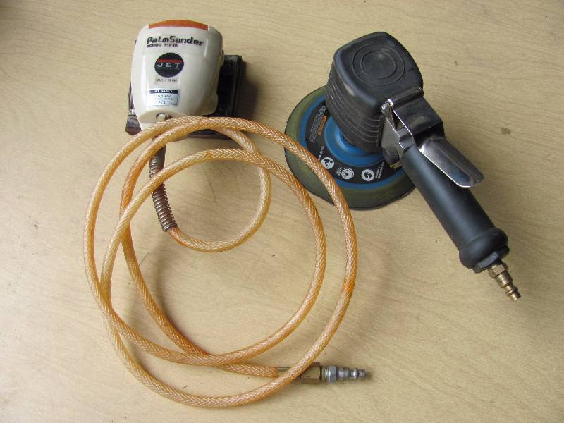 lot 8012 image: Lot of two pneumatic sanders -untested
