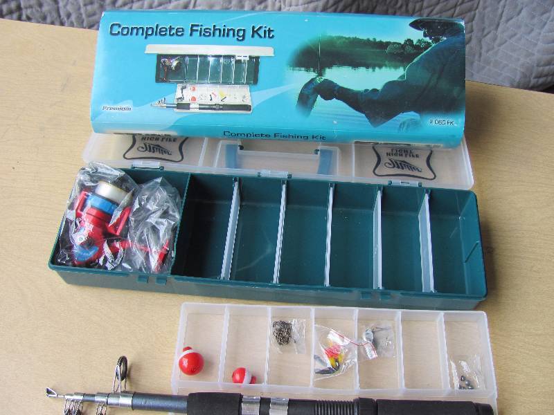 lot 8017 image: Complete Fishing Kit - Telescoping Pole, Lures, Bobbers, Hooks and MORE In carry case with original Box