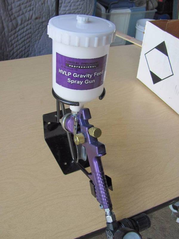 lot 8040 image: Spray Gun - HVLP Gravity Feed