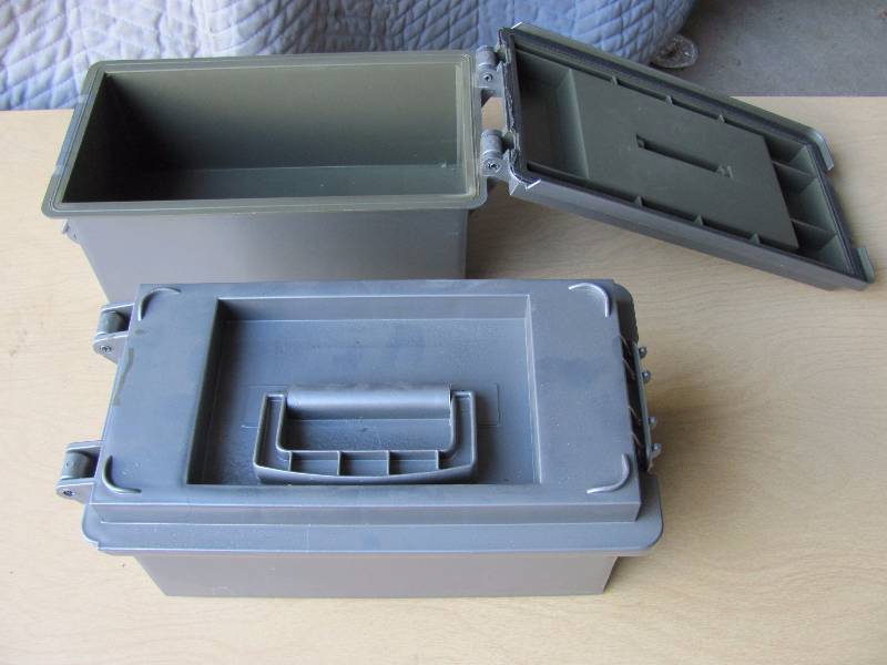 lot 8044 image: Lot of 2 Plastic Tool Boxes - 6 x 12 unique end open