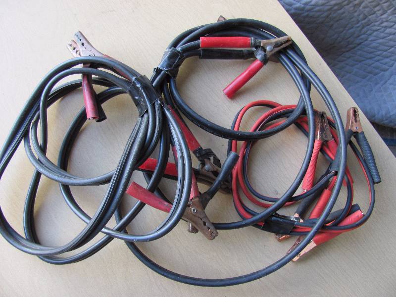 lot 8049 image: Lot of 3 - Sets of Jumper Cables - be prepared
