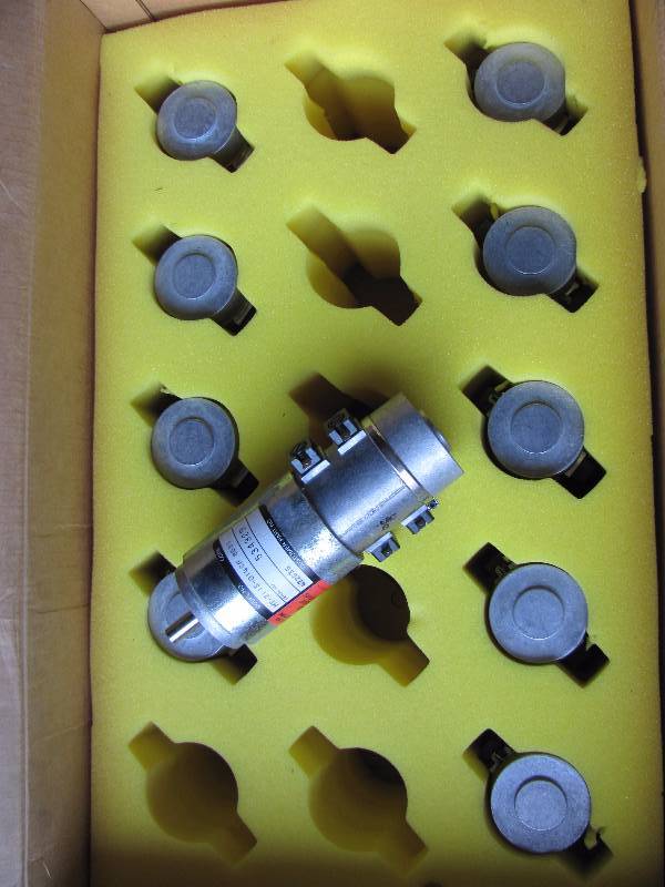 lot 8064 image: Lot of 10 - PM Field DC Servo Motors